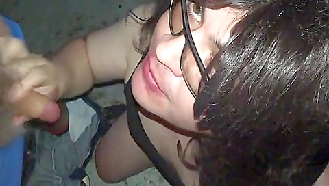 Hot brunette swallows two cums in a threesome video