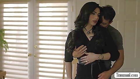 Trans babe gets fucked on the bed and she gets rammed deep