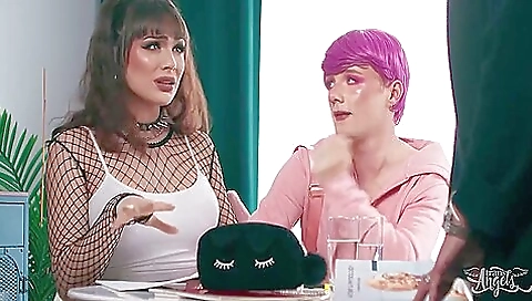 Hot brunette slut is anal with her lover with her ass